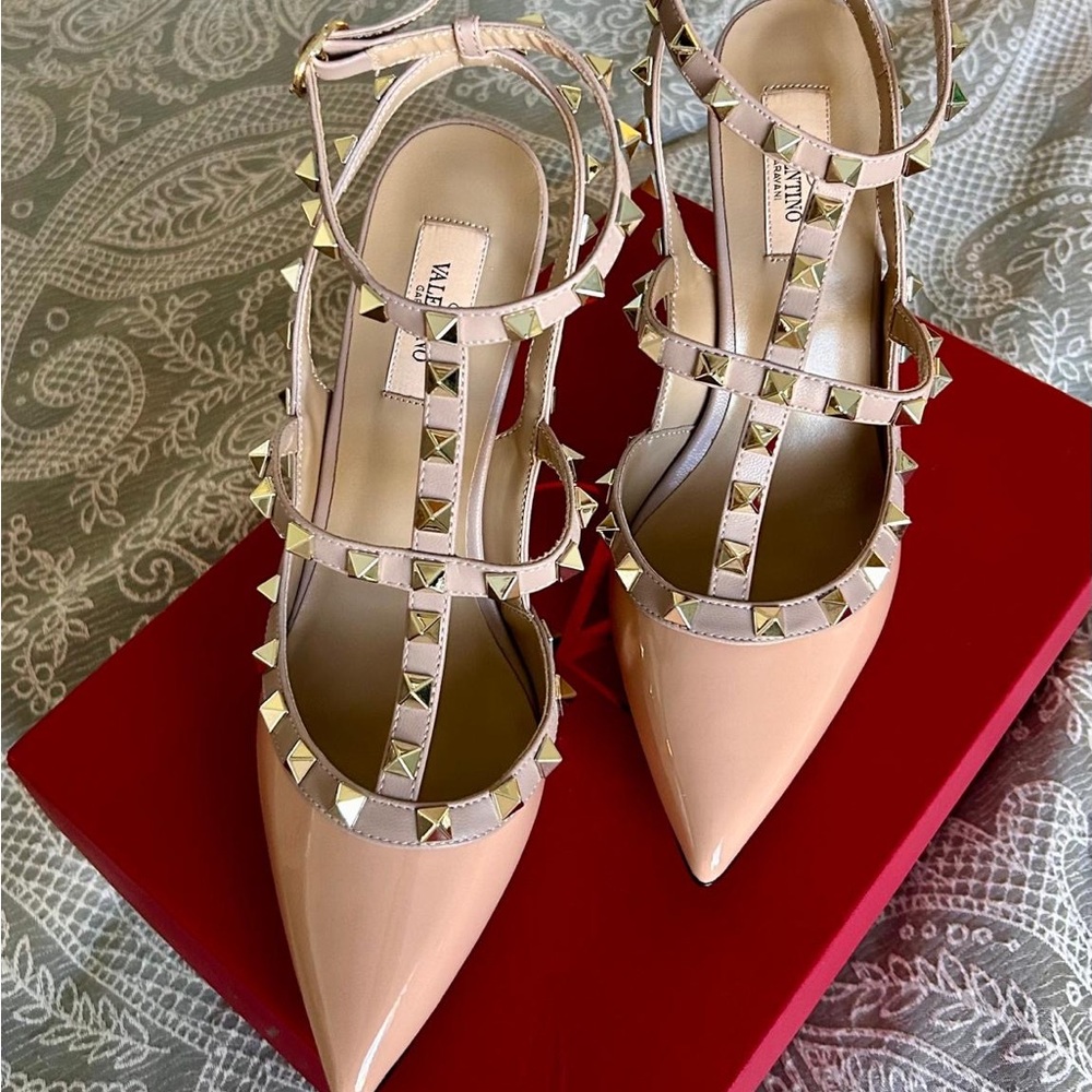 Valentino Rockstud Slingback Pumps – Poudre, EU 39, US 9 – New in Box